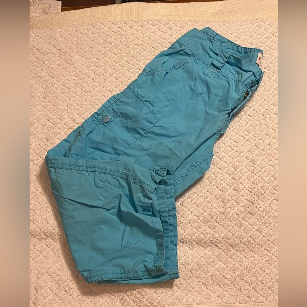 No Boundaries Capri Pants